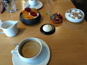 20161117_IMG140031_MotoG4-JEB